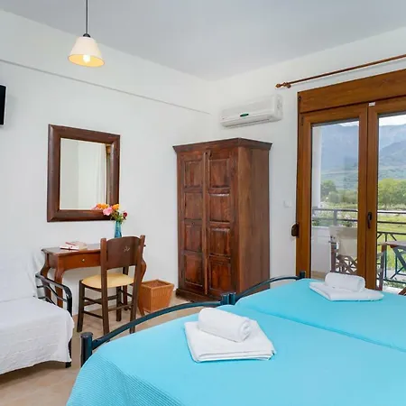 Anemos * 크리시 아모우디아